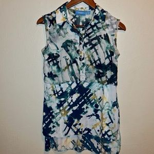 Sleeveless blouse